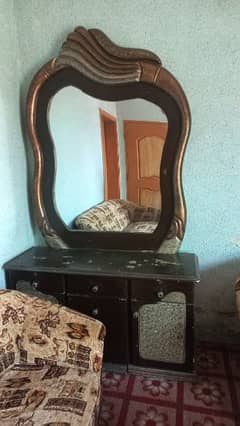 dressing table