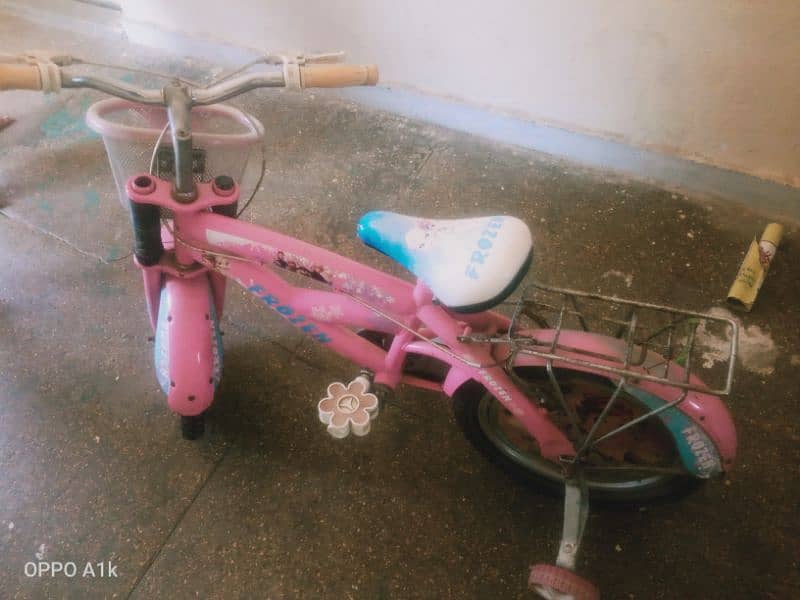 baby girl bycycle  pink clour 2