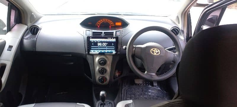 Toyota Vitz 2009 reg 2013 full genion push start 5