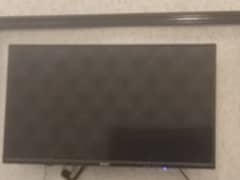 49 inch Samsung TV screen cracked