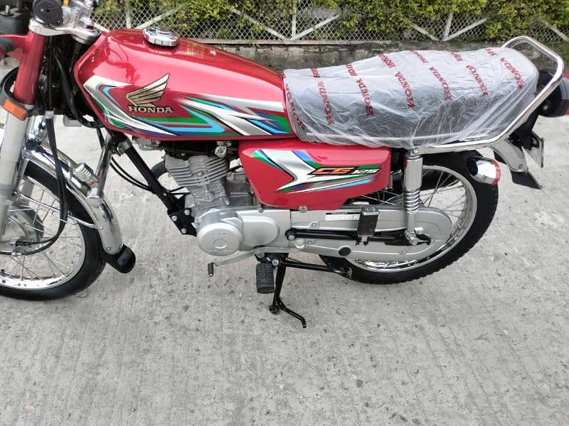 Honda CG125 model 2023 Rawalpindi number 03341511728 0