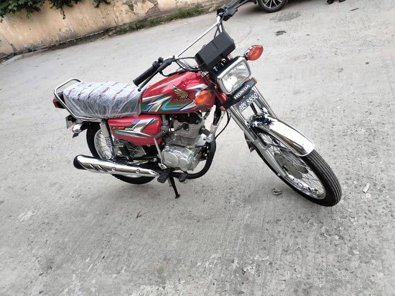 Honda CG125 model 2023 Rawalpindi number 03341511728 11