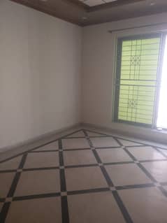 1 kanal upper portion for rent on ideal location 0