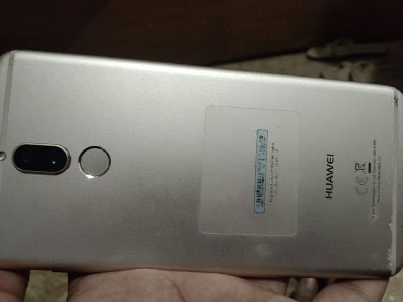 Huawei Mate 10 Lite 3