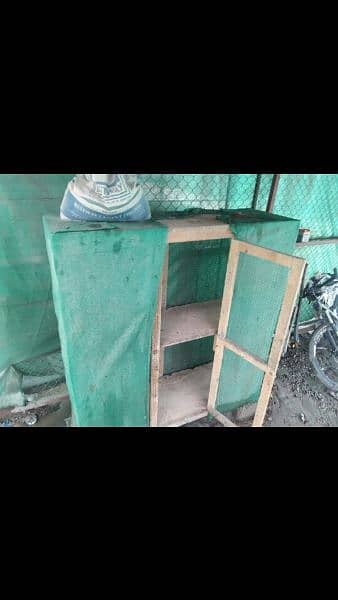 Hen cage for sale in good condition. 4