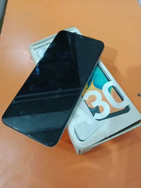 samsung A30 4/64 with box 5