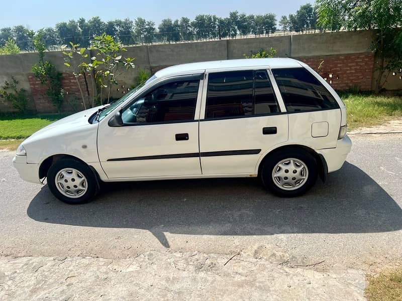 Suzuki Cultus VXRi 2012 8