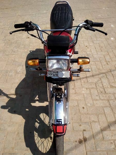 Honda CD 70 Model 2022 3