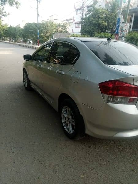 Honda City IVTEC 2009 Automatic 2