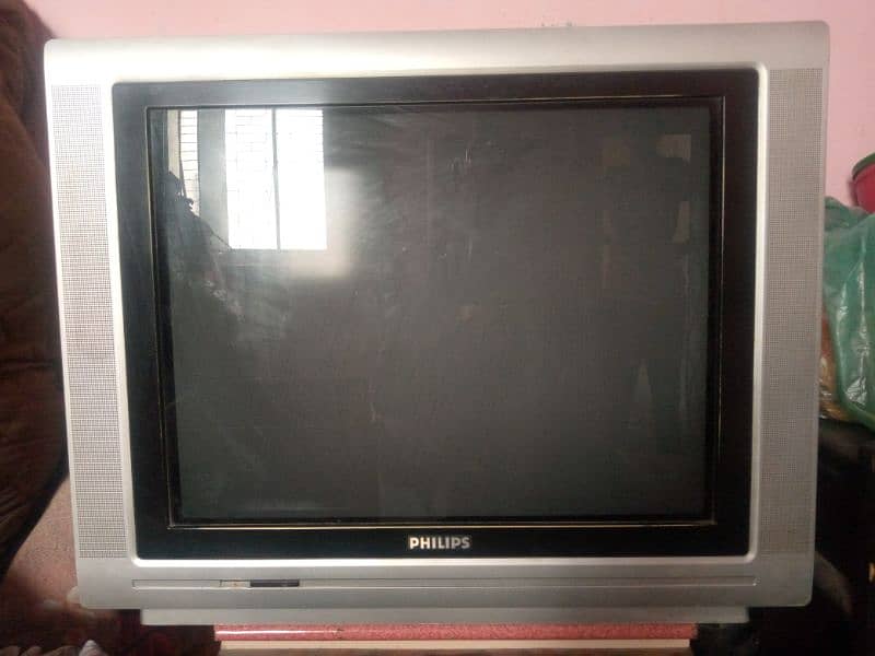 25 " TV hy saf suthri condition me 1