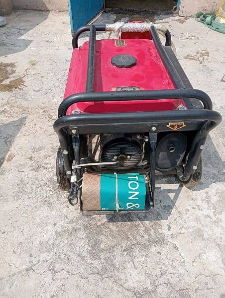 5 month used generator new condition 4