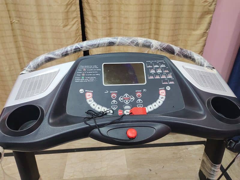 Treadmill / Running Machine / Gym Machine / Commercial Treadmill 5