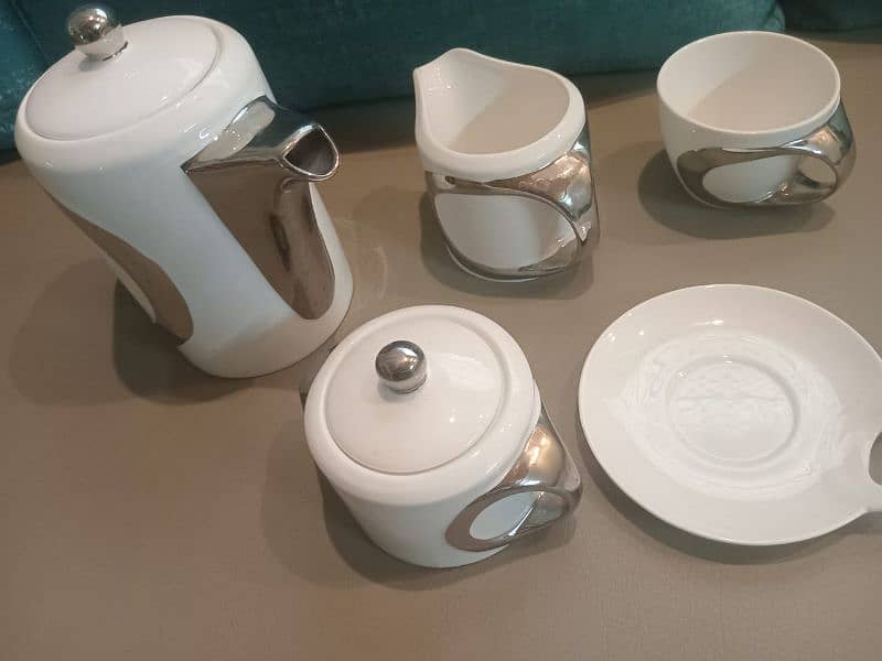 tea set / cups / new / white, grey and silver / porcelain 3