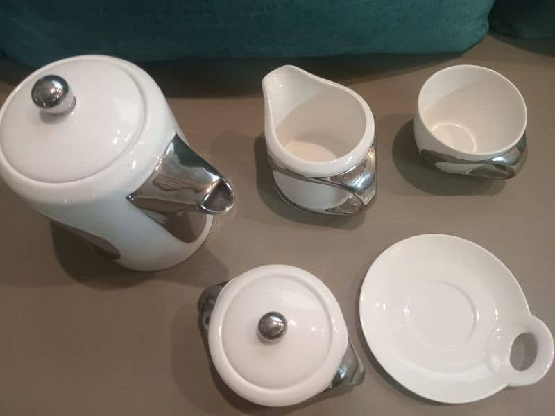 tea set / cups / new / white, grey and silver / porcelain 6