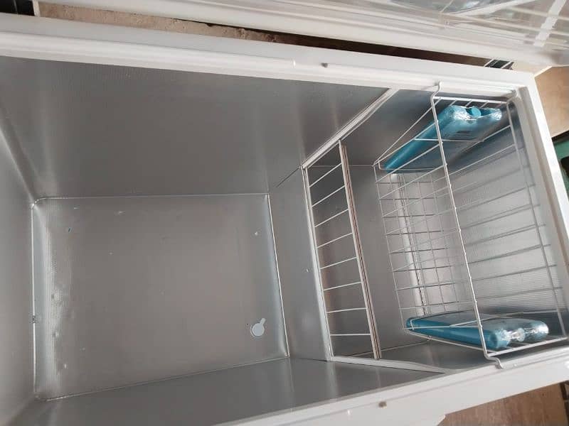 Dawlance Freezer For sale 4