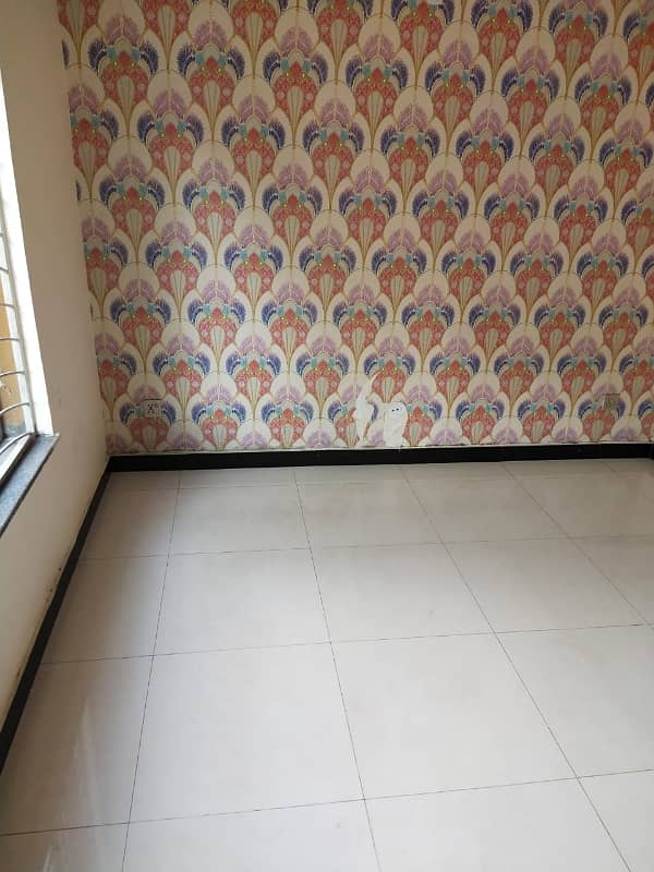 10 marla Upper portion for rent new type Wapda Town ph2 block N2 6