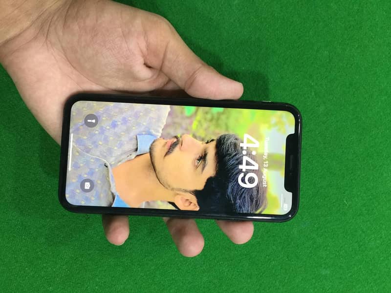 iphone XR 64 GB NON PTA 3