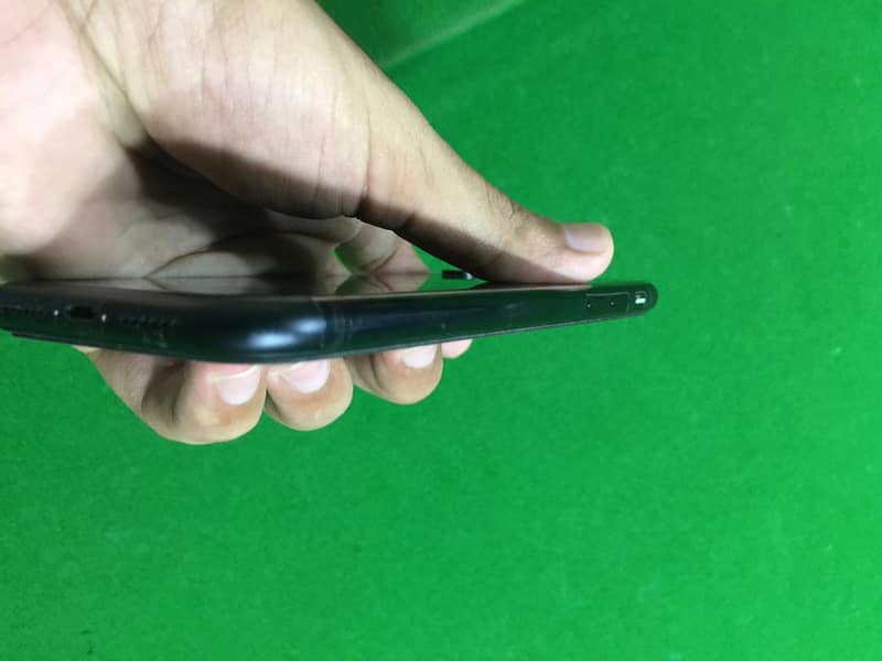 iphone XR 64 GB NON PTA 4