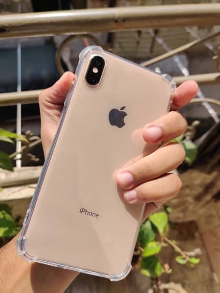 Apple iphone xs max golden 64gb jv non pta. iphone 12, iphone 11, xs, 9