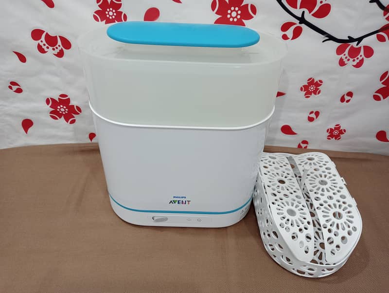 Philips Avent 4-in-1 Baby Bottle Sterilizer in Pakistan 2