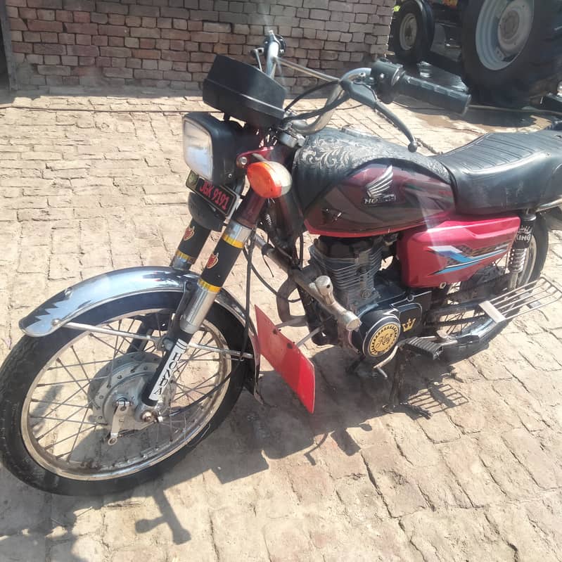 Honda CG 125 2012 3