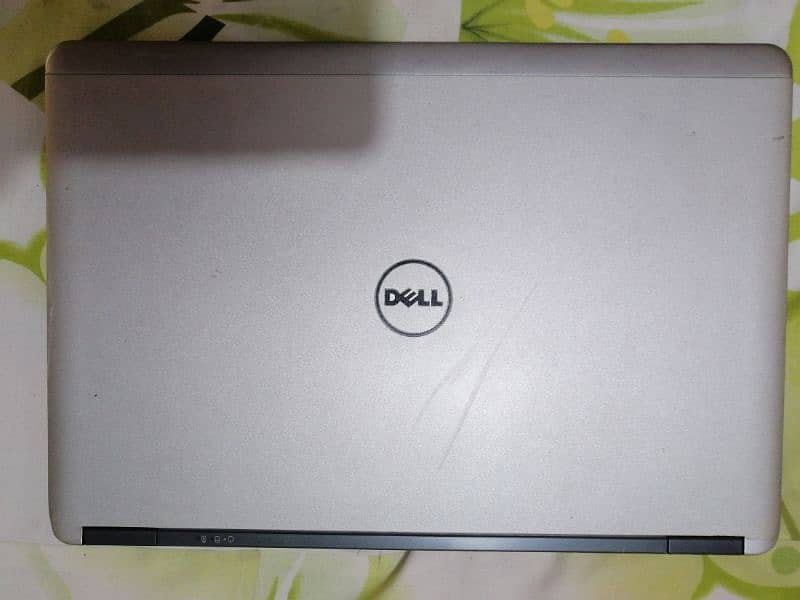 Dell Latitude E7440 Core i5 4th Gen. Laptop 8