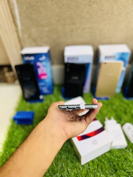 Vivo S1 8/256gb with box charger pta approved (03101016332) 6