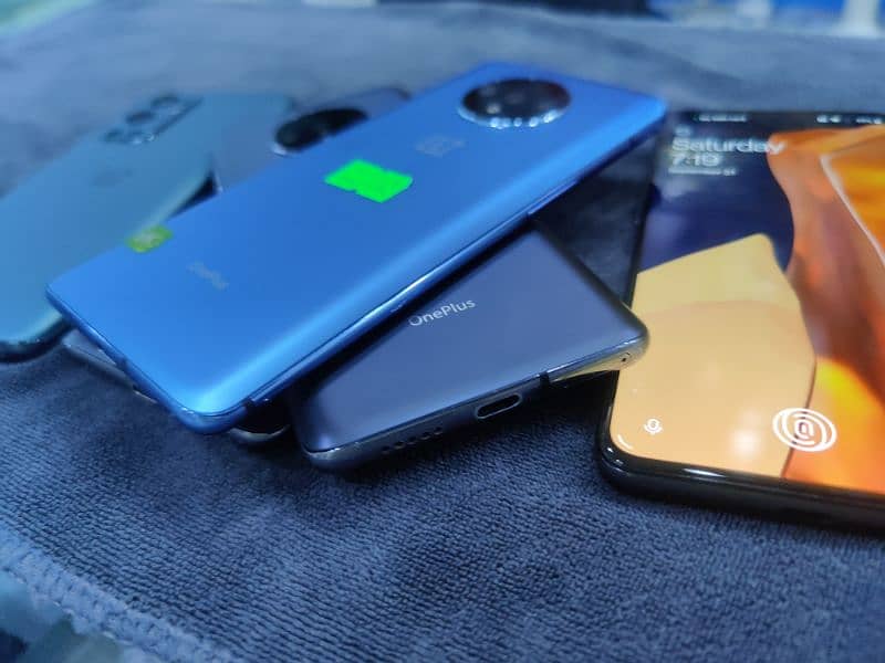 OnePlus 9Pro OnePlus 9 OnePlus 7T 256Gb 5