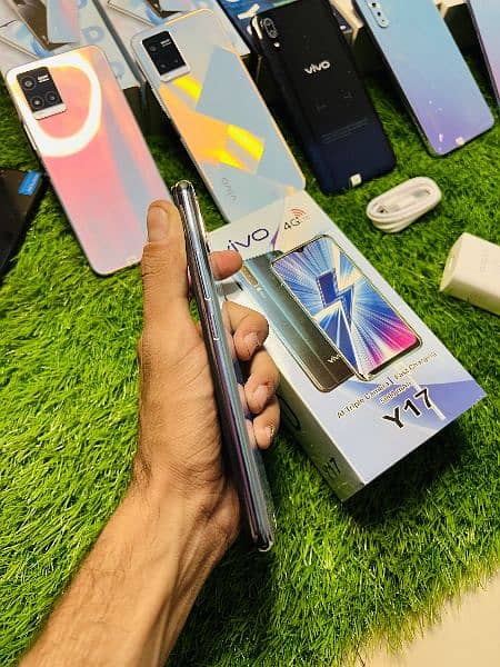 Vivo Y17 8/256 GB with box charger (03101016332) 1