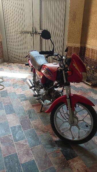 United 100cc motorcycle for sale 3