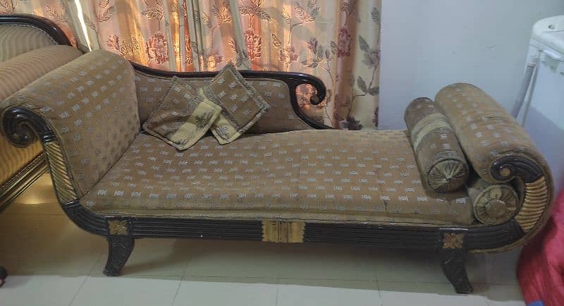 dewan sofa in brown colour 1