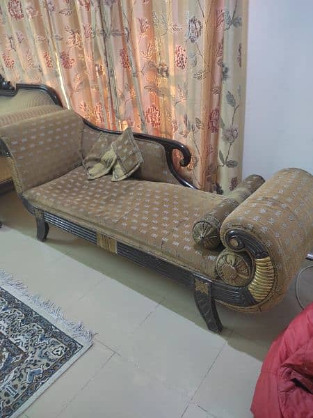 dewan sofa in brown colour 2