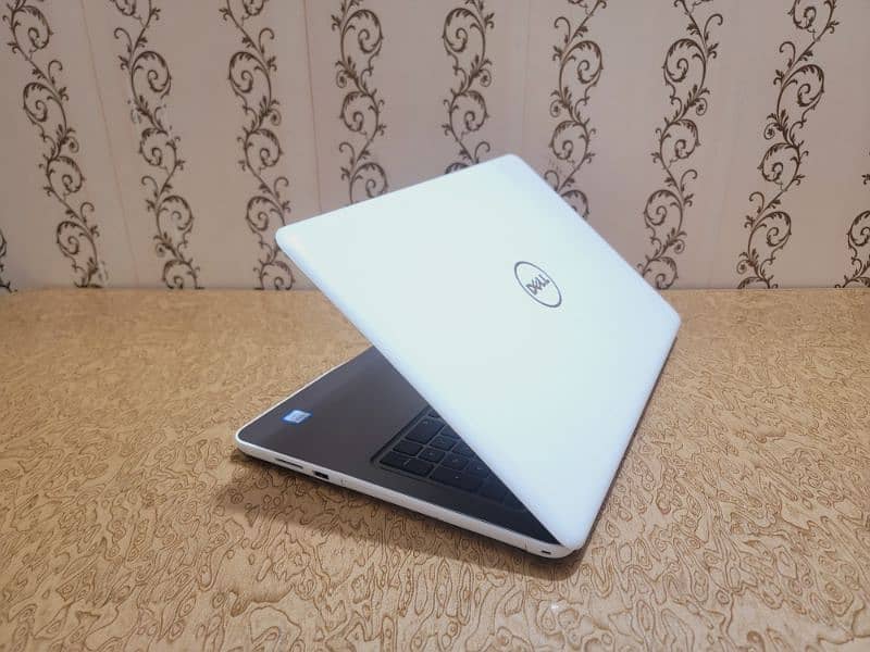 Laptop DELL i5, 7th Gen | Slim, Stylish 0