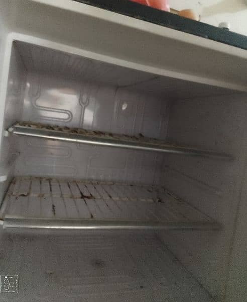 large size fridge for sell orient 4