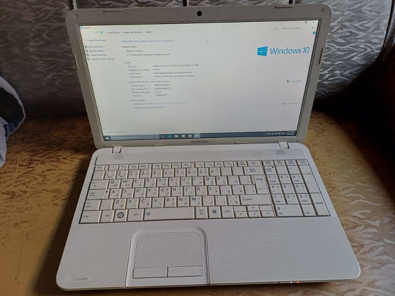 TOSHIBA SATELLITE C850 6