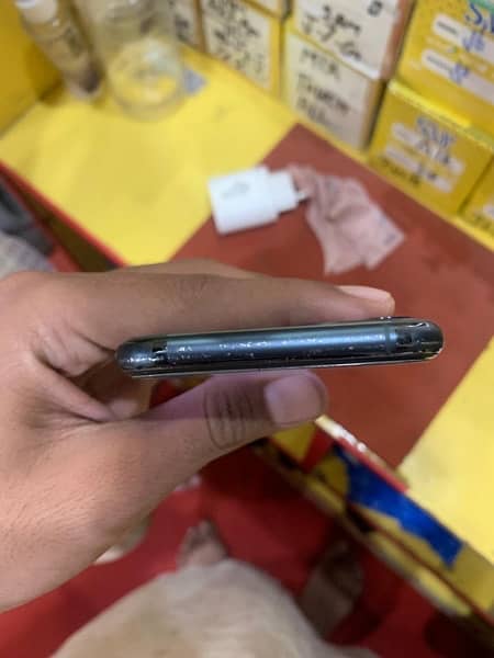 iphone 11 pro for sale (03262630780) 2