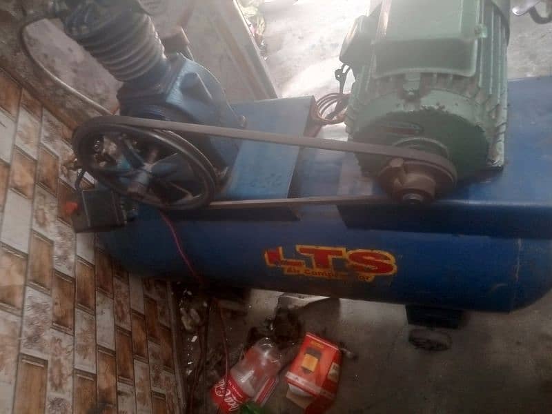 Air Compressor HAWA BHARNE WALI MACHINE 2