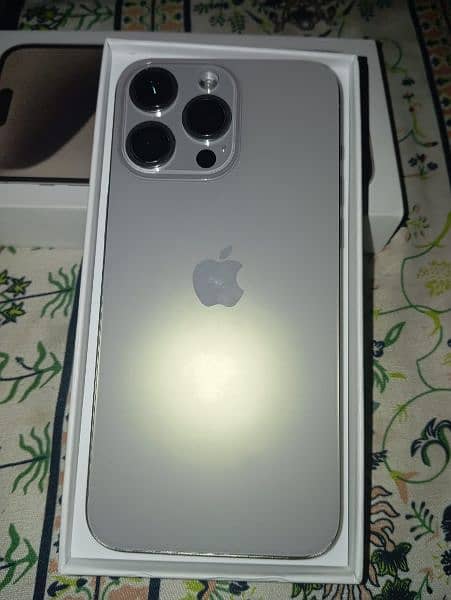 I phone 15 pro max 8