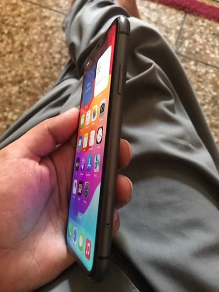 iphone 11 PTA approved 1