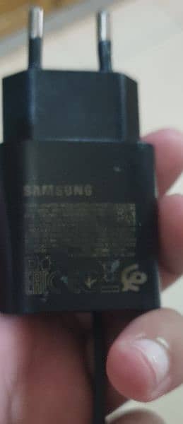 assalam o alaikum I am selling Samsung original charger 25watt 1