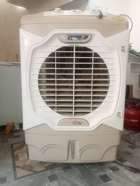 sir cooler new hai urgent sale karna hai contact me 1