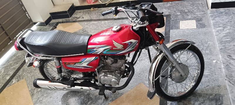 Honda 125 2023 model lush condition 4