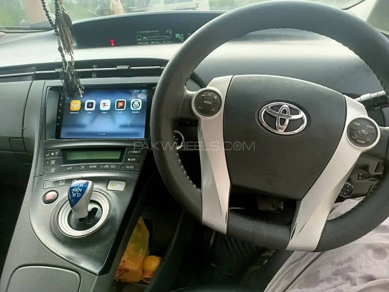 Toyota Prius 2010 4