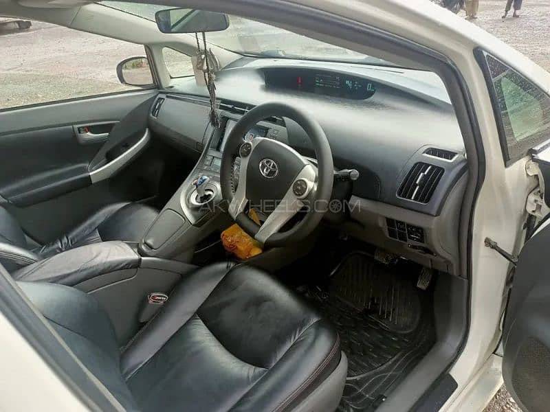 Toyota Prius 2010 5