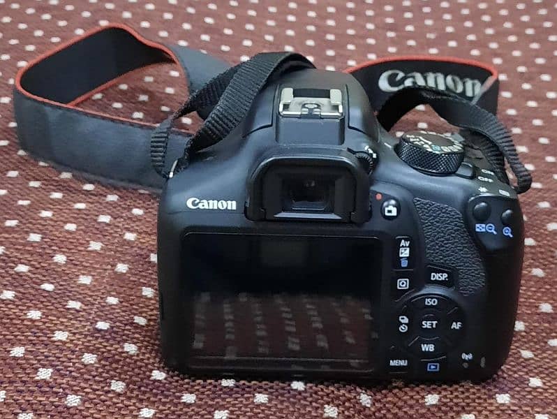 Canon 1300D 2