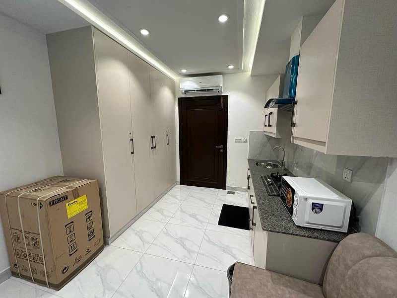 Studio Furnished Brand New Apartment For Rent In Bahria Town, Lahore. 2