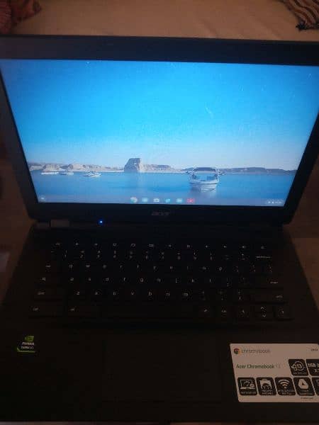 Acer Chromebook 4GB 16gb 0