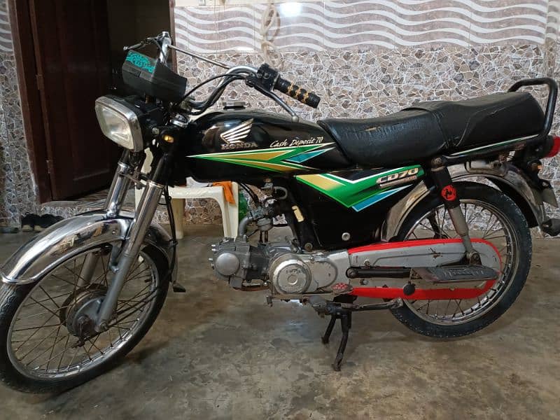 Honda CD70 4