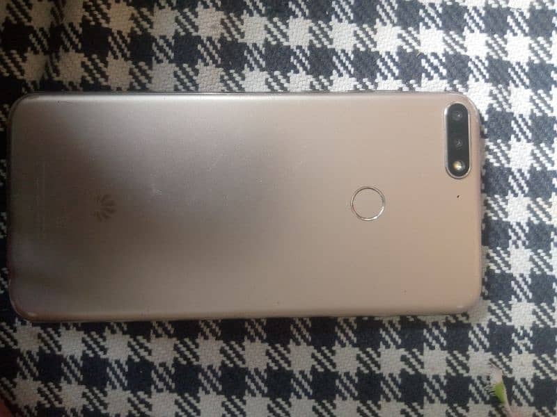 Huawei y7 prime 3/32 10/8 condition urgent sale 0