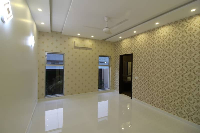 1 Kanal Like Brand new Bungalow Available For Rent In DHA Phase 5 With Super Hot Location 14